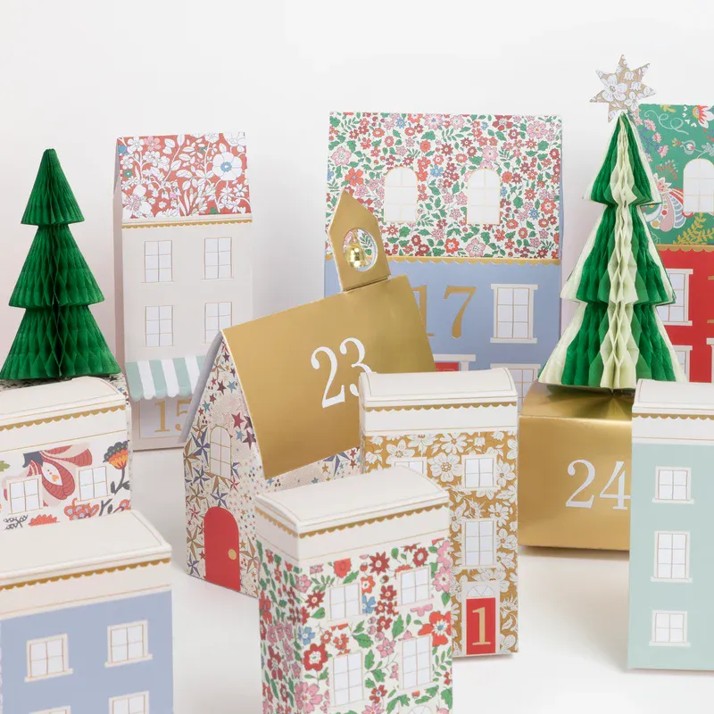 andreas wahl julekalender 2026, best i test, meri meri charms julekalendere, dinosaur julekalender, mummi julekalender, jul